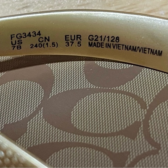 Coach Ladies Flip Flops Jacquard C Brown/Bronze Sz 7 - Picture 4 of 5